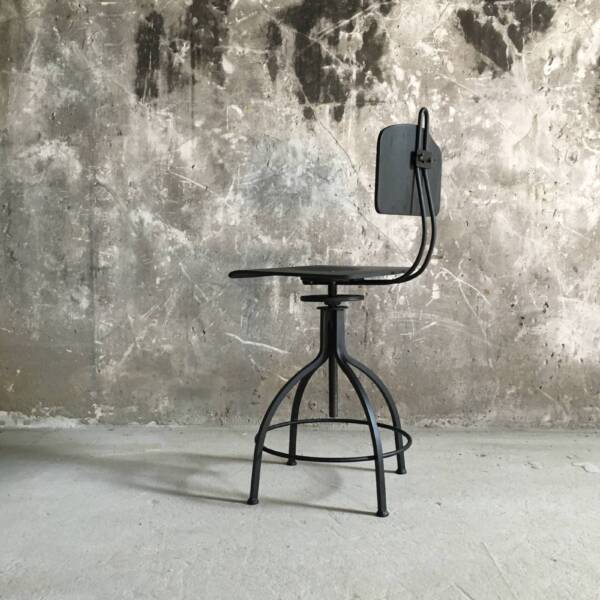 Стул барный винтовой Oldman Jr black-0